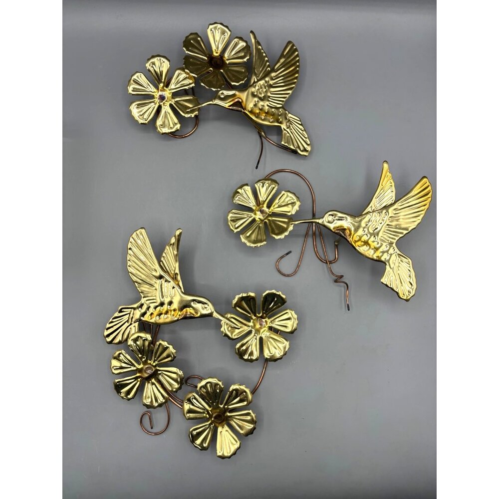Vtg Gold Brass Tone Metal Hummingbird & Flower Wall Art Decor